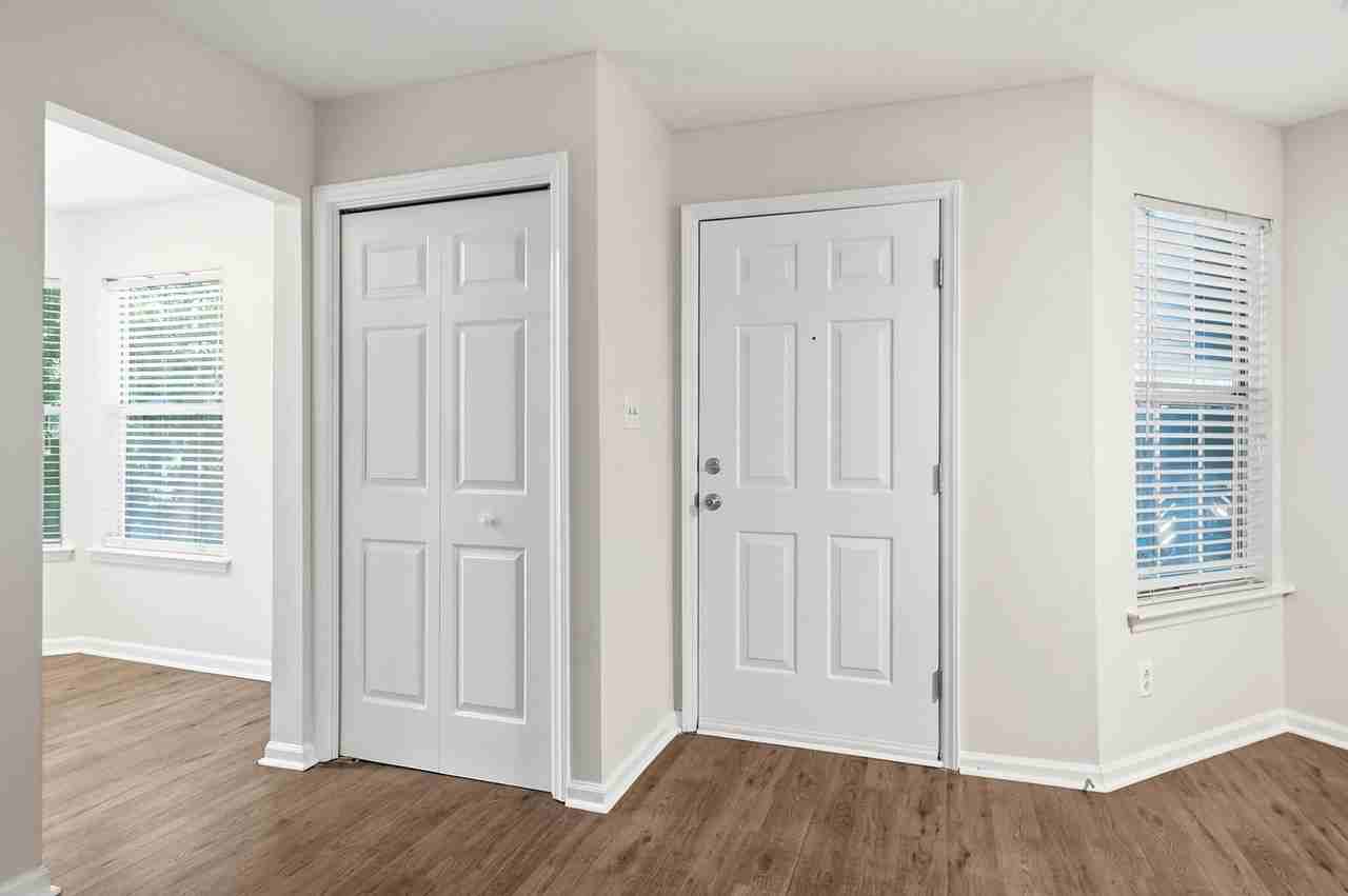 6000 Gray Gate Ln #C - Photo 3 of 29