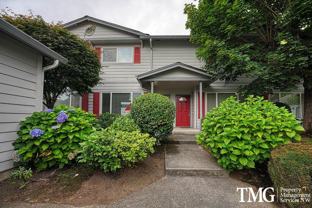 697 32nd St #2 - Photo 1 of 1