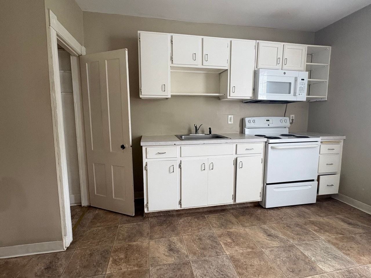 28 Durant Terrace - Red Pod - Photo 3 of 27