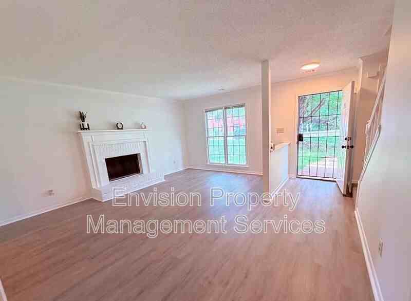 702 Redland Dr - Photo 4 of 13