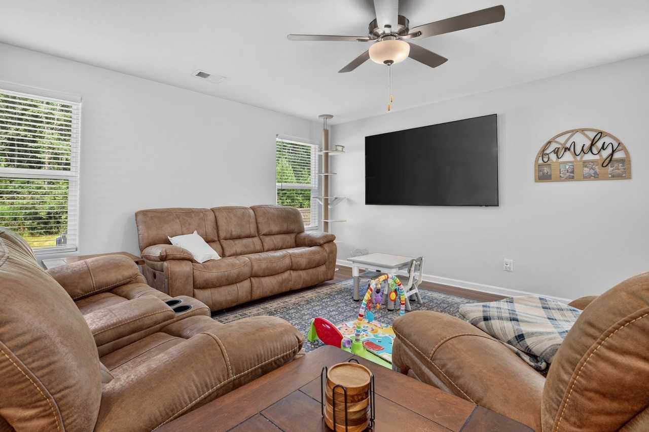 635 Calming Dusk Way - Photo 6 of 39