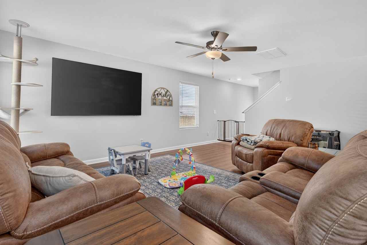 635 Calming Dusk Way - Photo 7 of 39