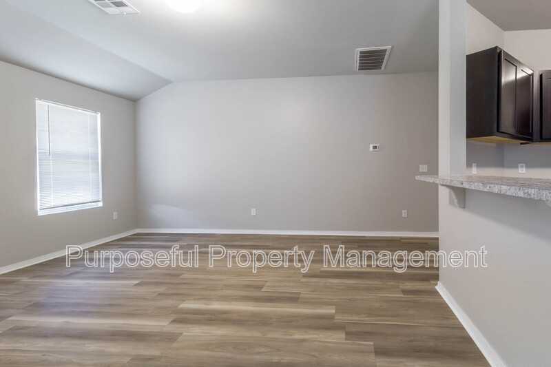 1301 Travertine Pl - Photo 7 of 28