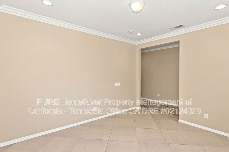 34336 Coppola St - Photo 3 of 20