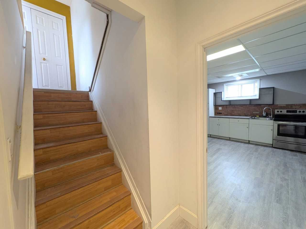 7622 Chorozy Street - Photo 4 of 9