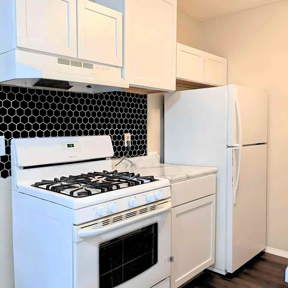 7218 Camden Ave N #7218-126 - Photo 5 of 18