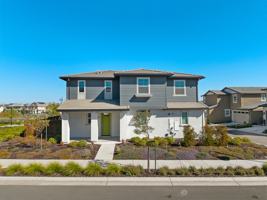 featured image of 2476 Laramie Circle