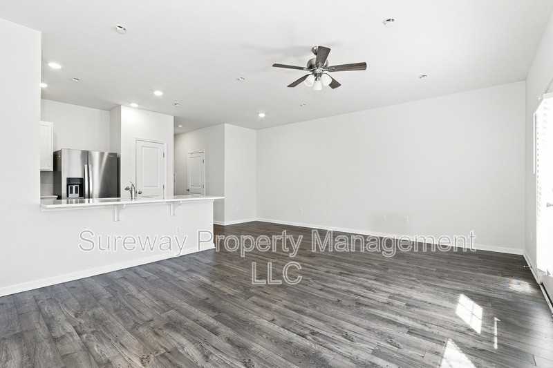 336 Mazzeo Dr - Photo 5 of 18