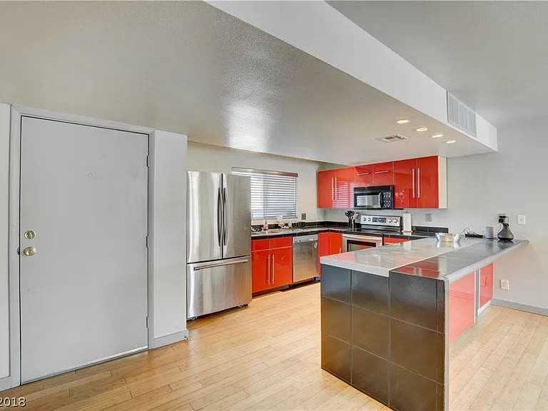 2921 Calle Del Valle - Photo 2 of 34