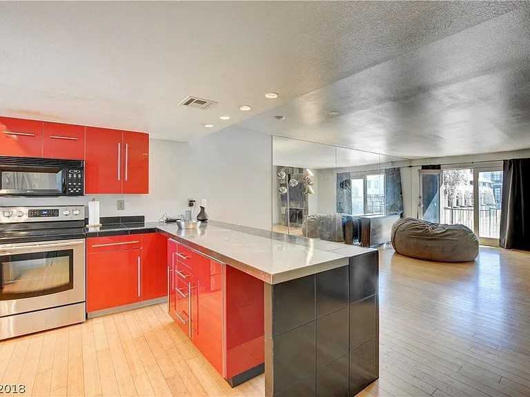 2921 Calle Del Valle - Photo 3 of 34