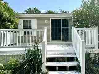 126 Scenic Rd - Photo 4 of 32