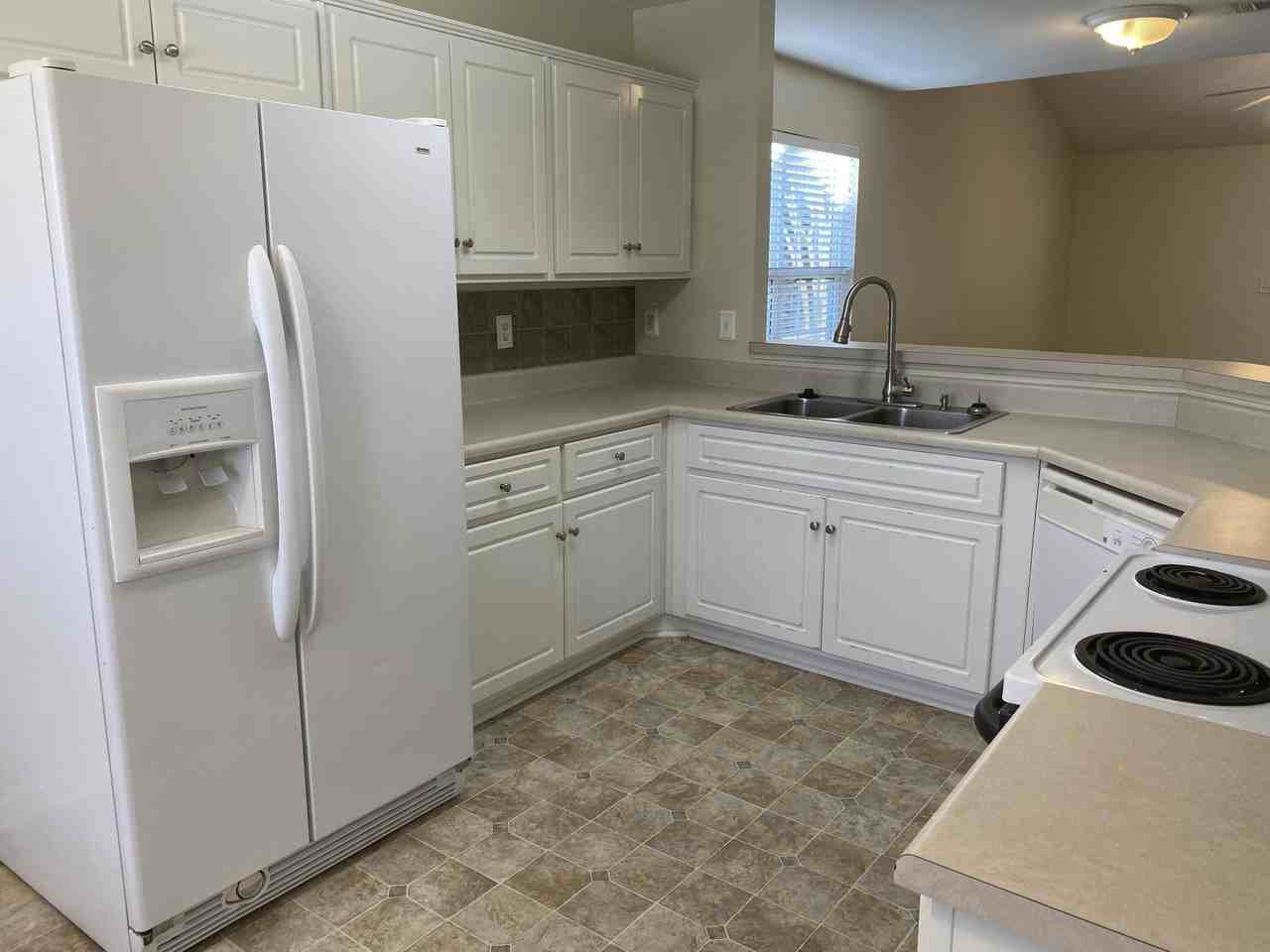 167 Photinia Dr - Photo 3 of 19