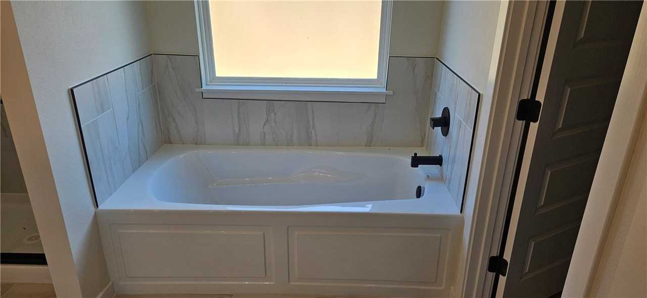 6005 Sw Coywolf St - Photo 7 of 17