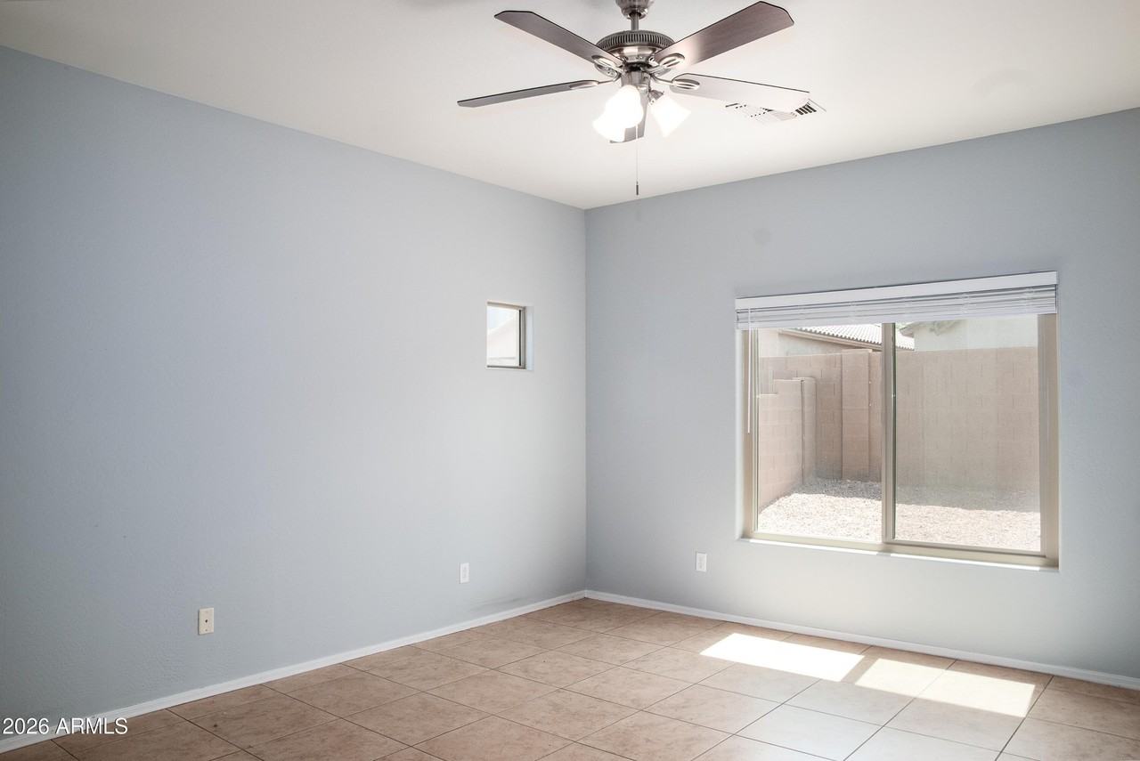 42969 W Elizabeth Ave - Photo 6 of 17