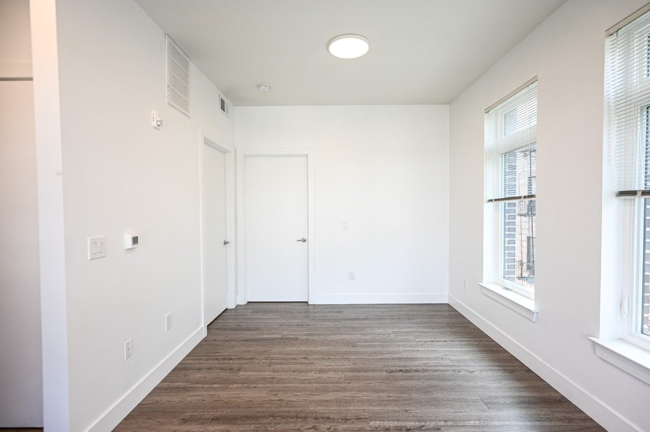 475 William Street - 3011 Bed #301 - Photo 4 of 21