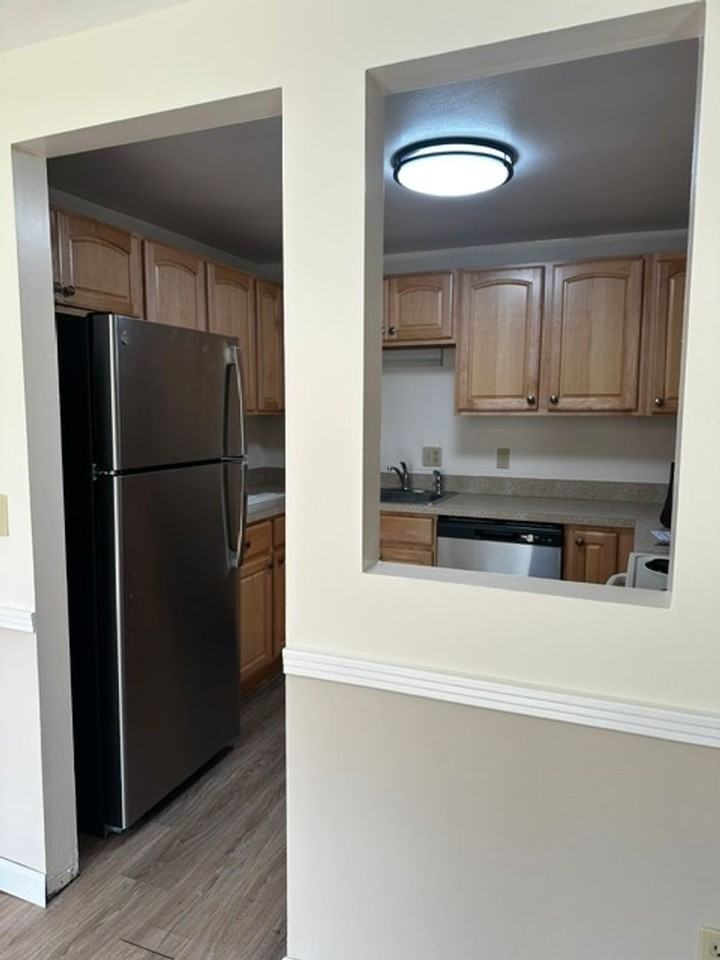 Park Street Apartments - Photo 4 of 8