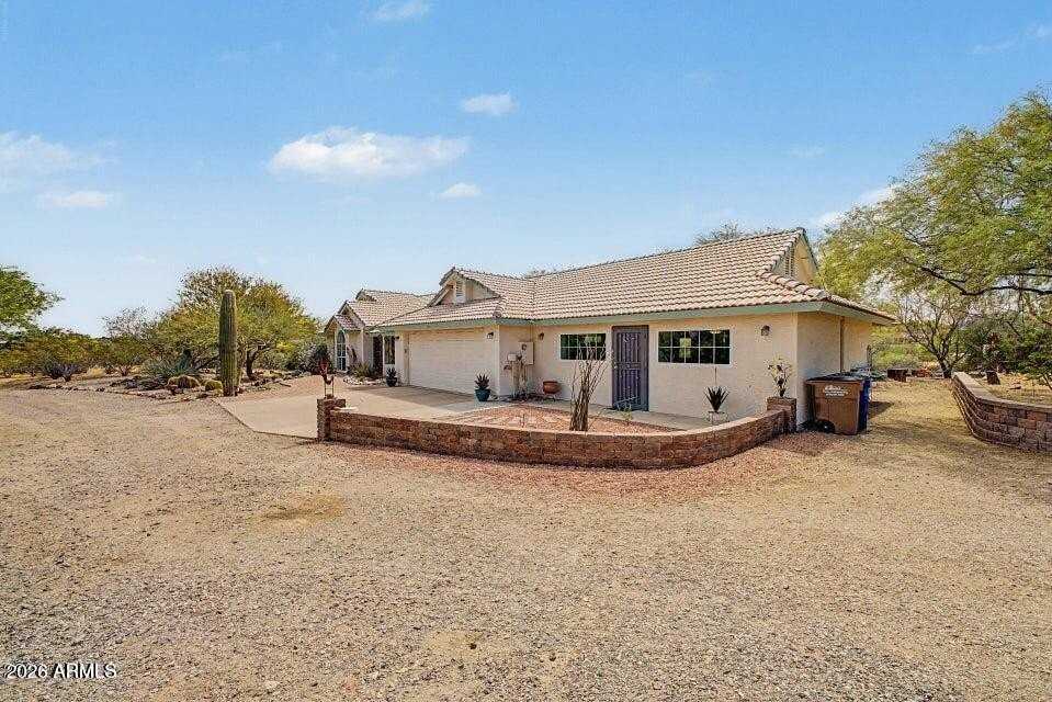 1340 E Rock Wren Rd - Photo 5 of 35