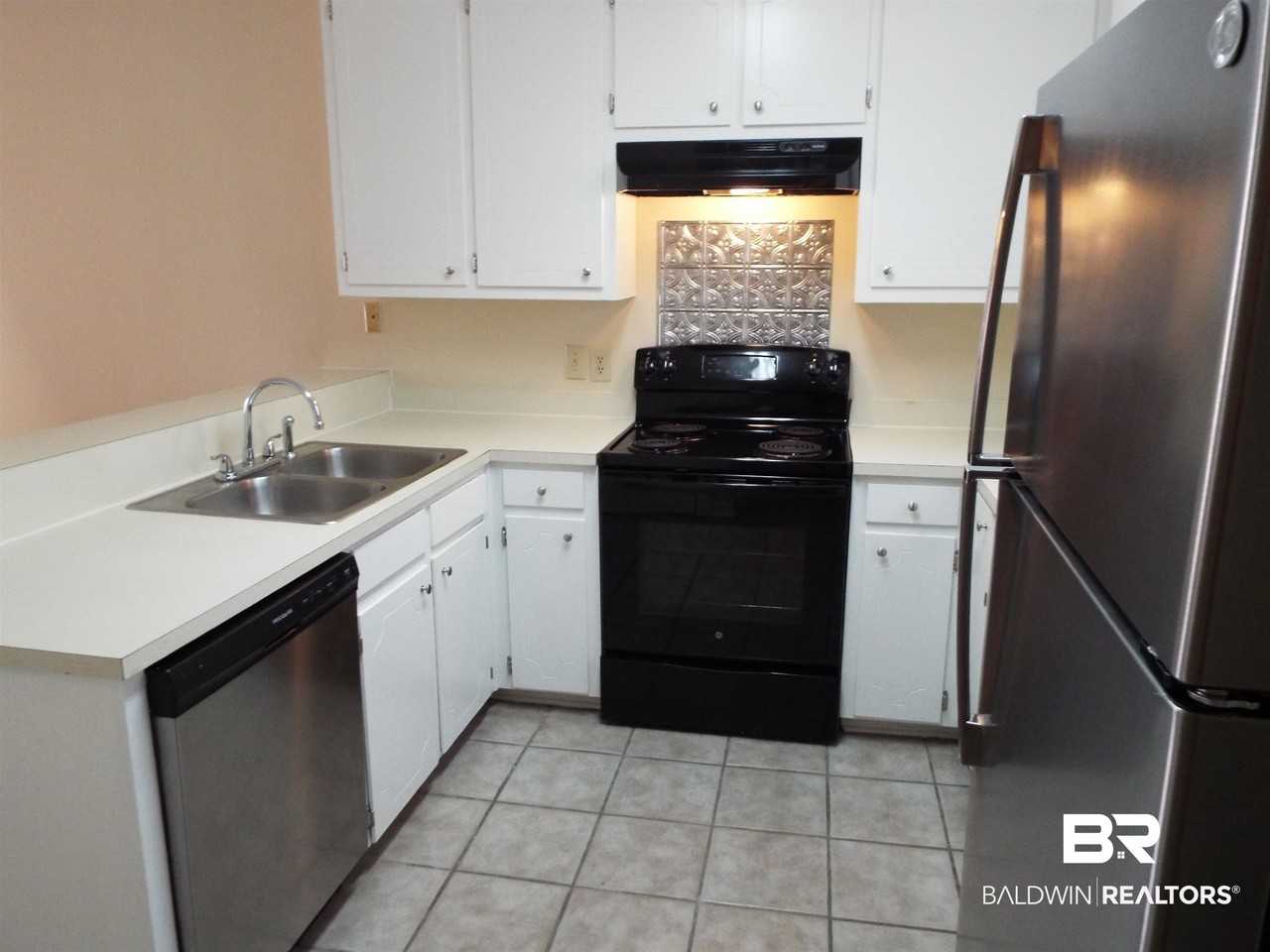200 Parma Dr #M4 - Photo 4 of 14