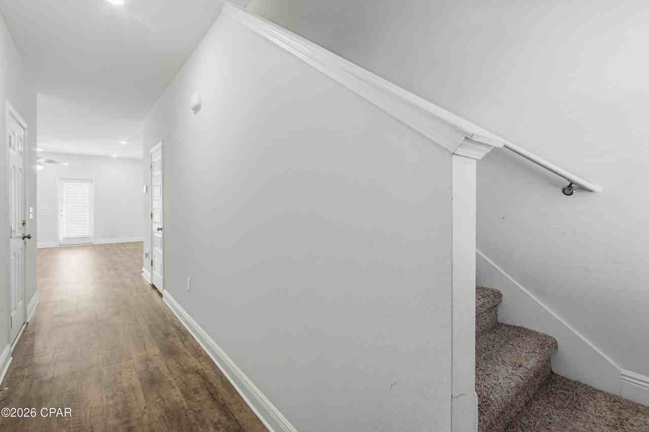 1617 Caleigh Ct - Photo 3 of 34