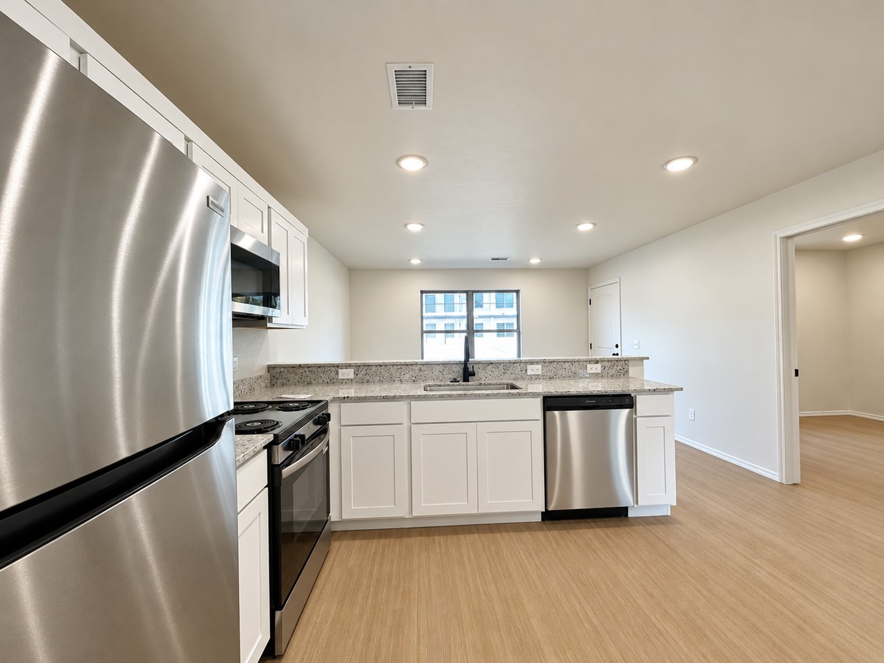 2596 Center Street - Photo 6 of 23