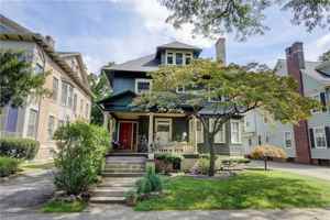 featured image of 18 Sibley Pl
