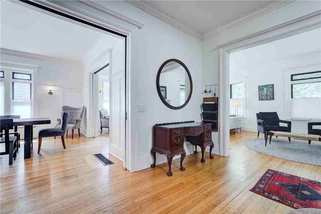 18 Sibley Pl - Photo 6 of 41
