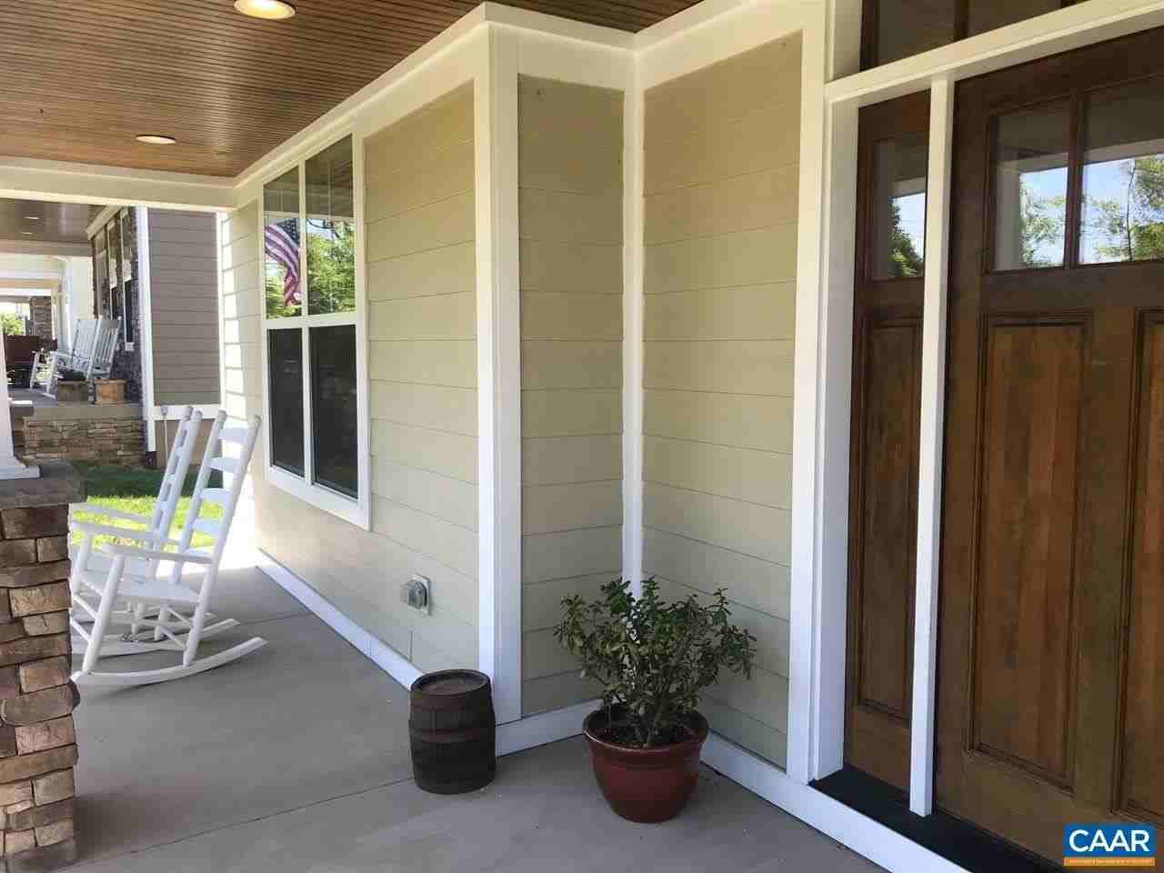 926 Haden Ln - Photo 4 of 49