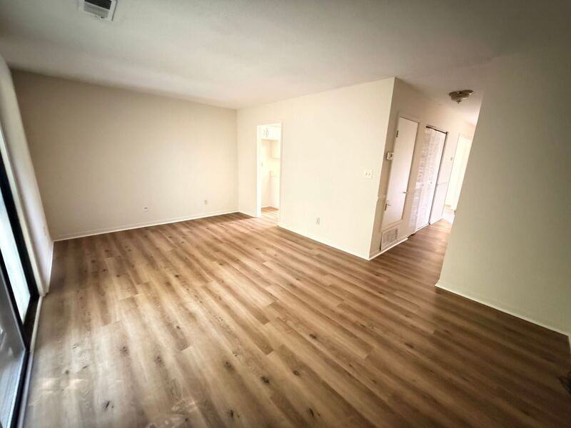 6405 Crest Green Rd - Photo 7 of 9