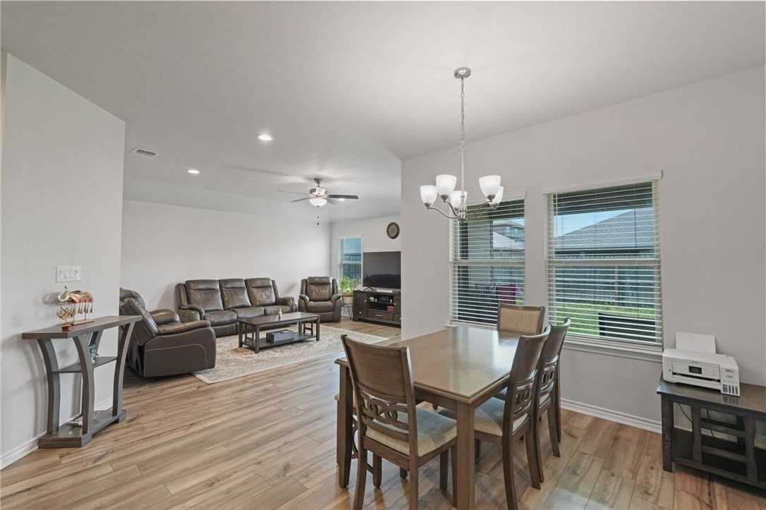 7329 Tristan Dr - Photo 4 of 14