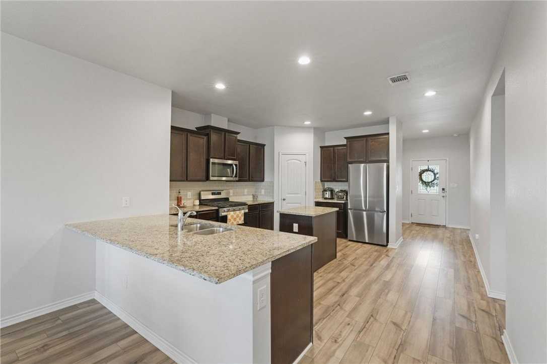 7329 Tristan Dr - Photo 6 of 14