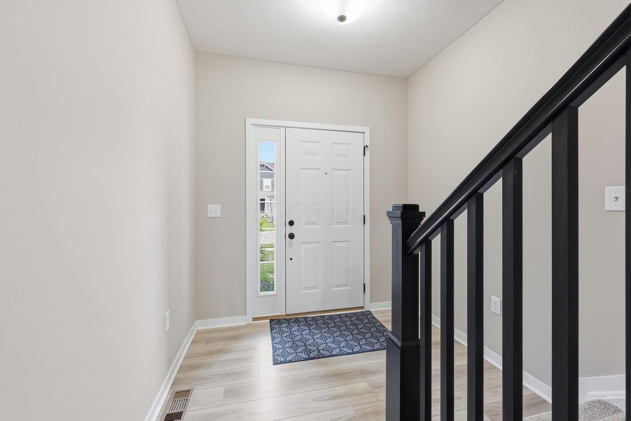 6530 Boone Dr - Photo 6 of 41
