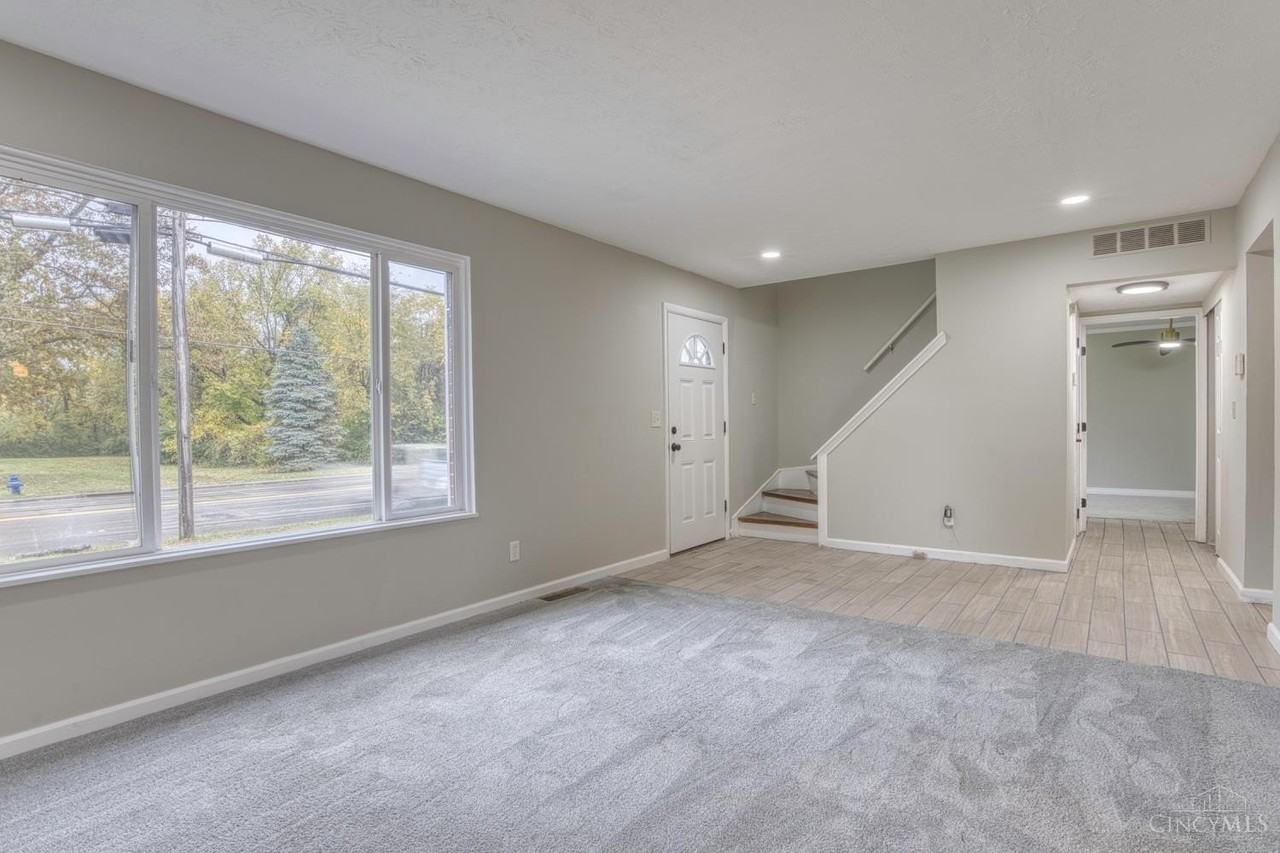 833 W Galbraith Rd - Photo 3 of 18