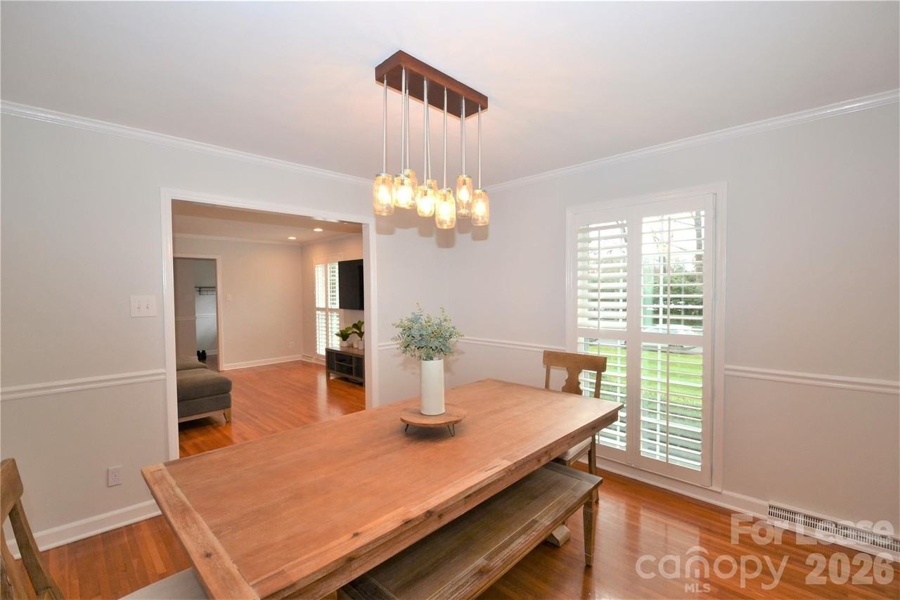 2409 Huntingtowne Farms Ln - Photo 7 of 37