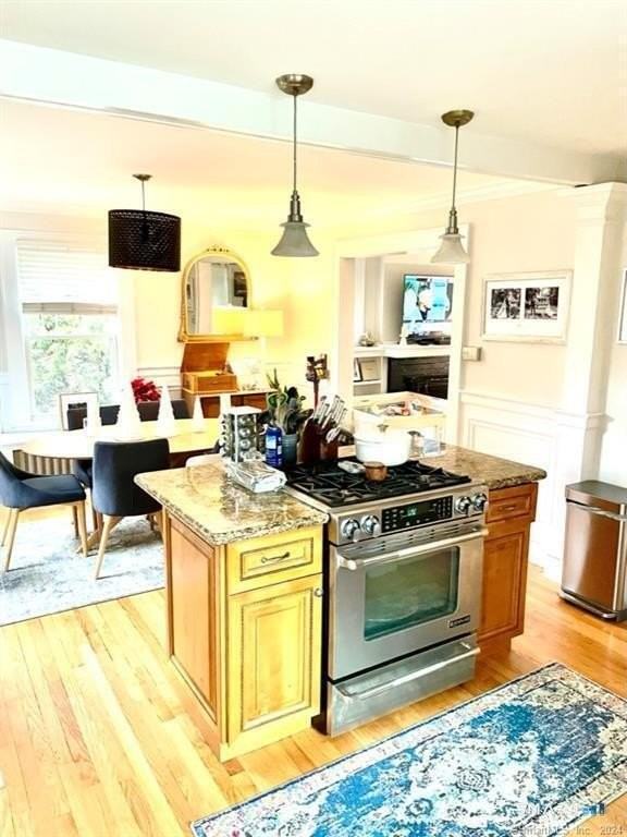 54 Bungalow Ave - Photo 5 of 21