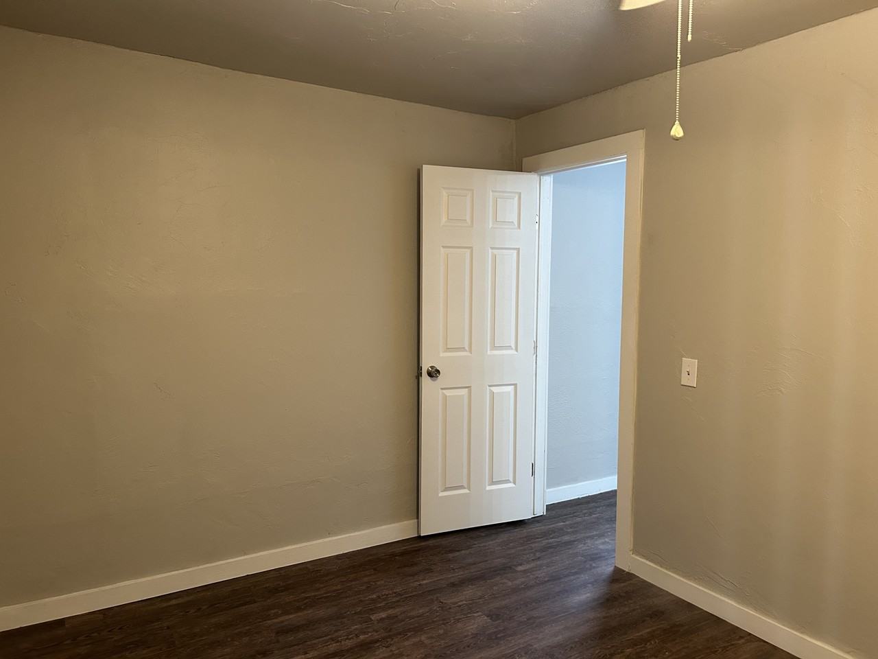 123 Nw 25th St #1 - Photo 5 of 9