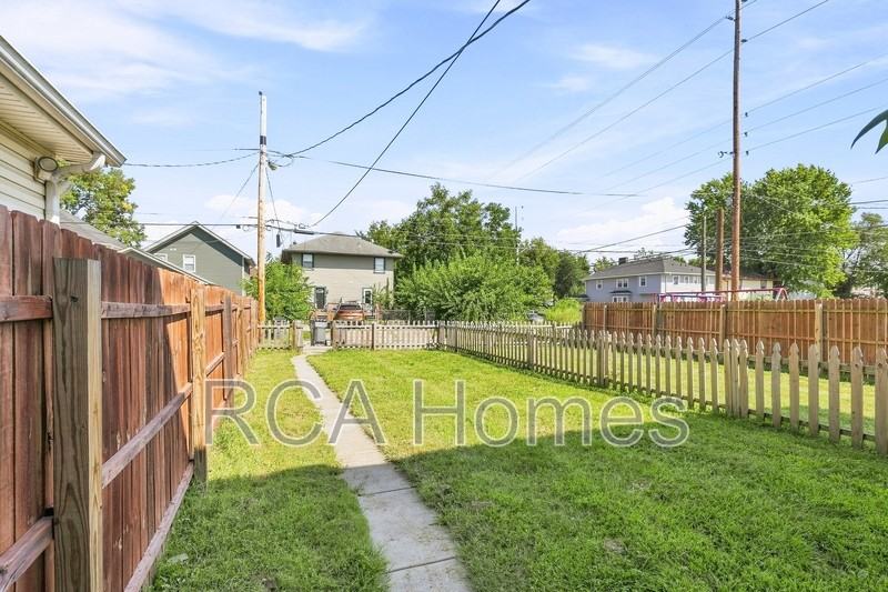 3005 Ruckle St - Photo 5 of 11