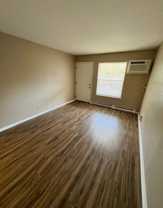 Windsor West Apartments - Photo 1 of 1
