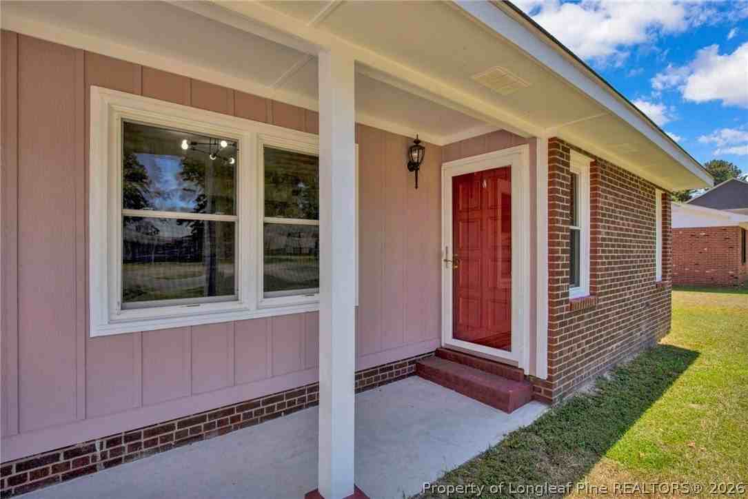 2231 Tolgate Rd - Photo 4 of 31