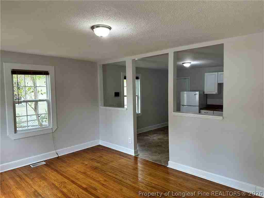 409 Boundary Ln - Photo 3 of 12