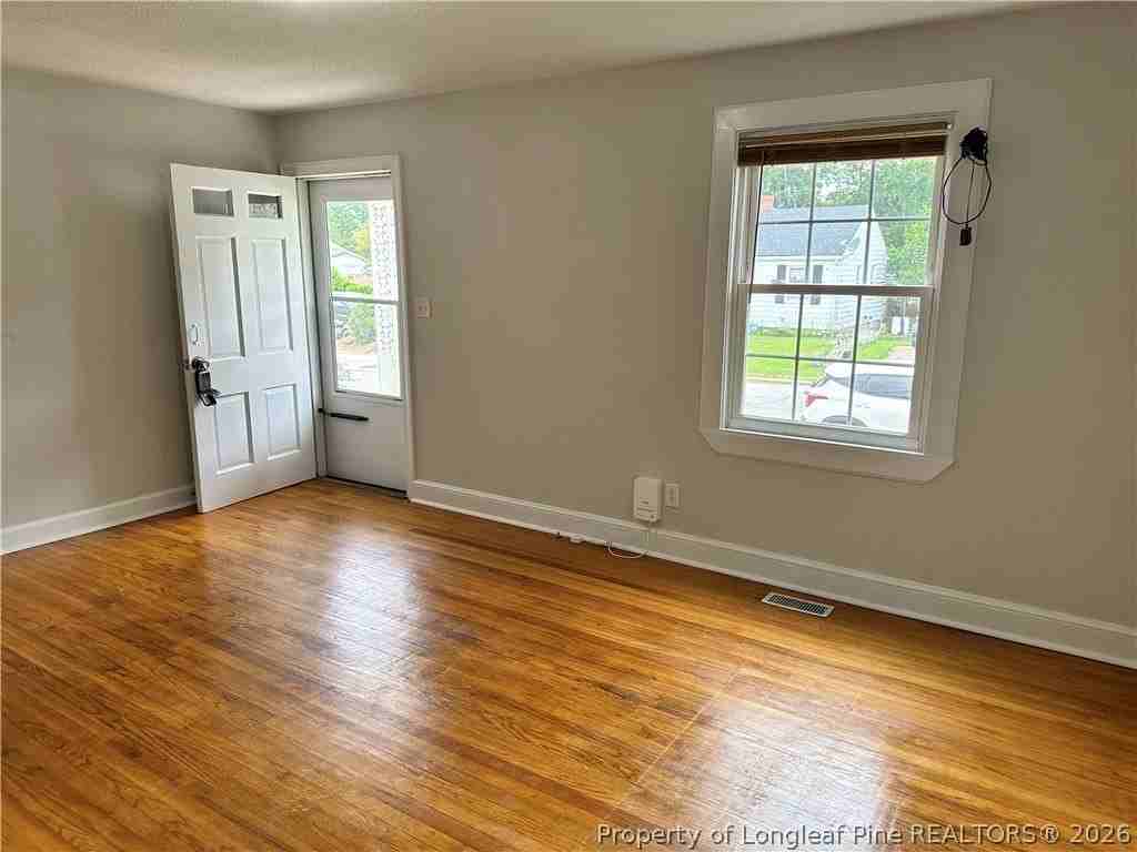 409 Boundary Ln - Photo 4 of 12