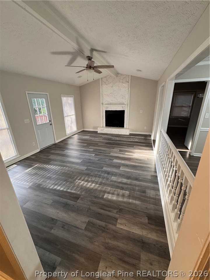 5813 Horton Pl - Photo 6 of 37
