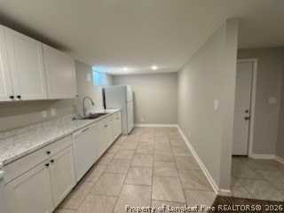 506 Hicks Ave #B - Photo 4 of 16