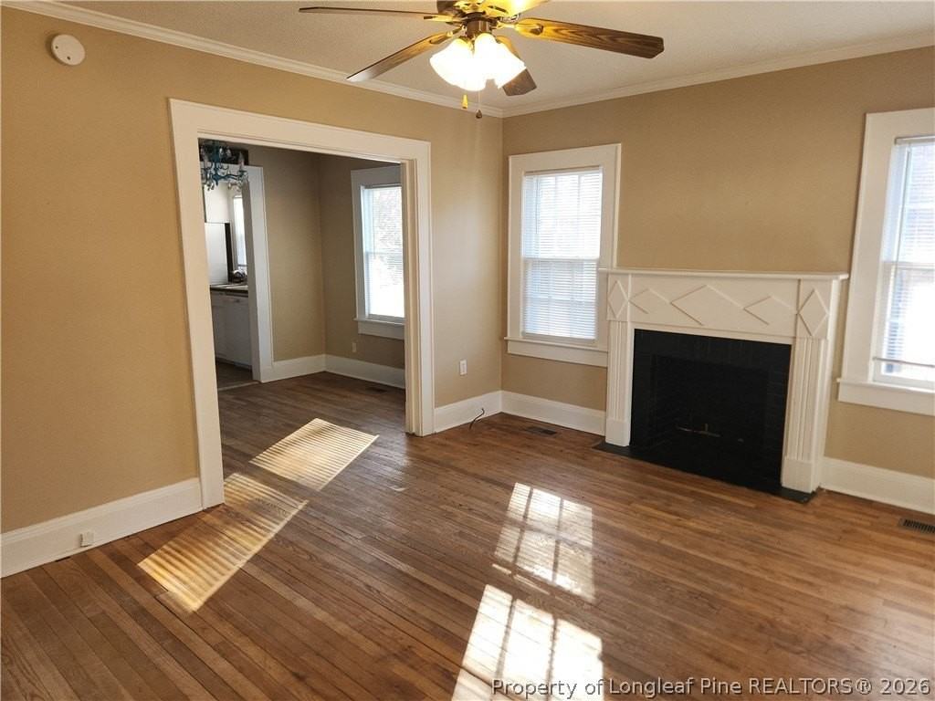 229 Pinecrest Dr - Photo 2 of 12