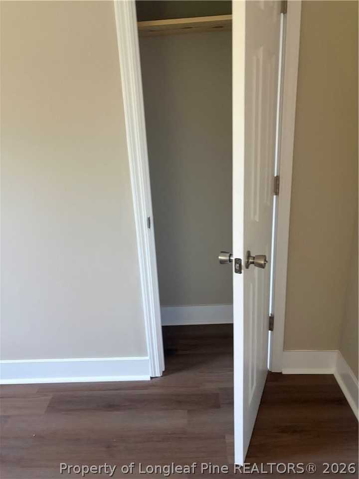 523 Oakwood Ave - Photo 5 of 14