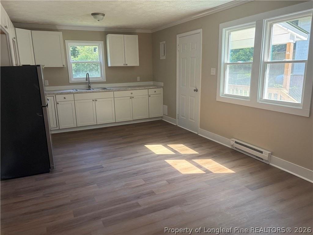523 Oakwood Ave - Photo 6 of 14