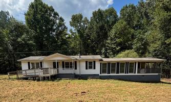featured image of 593 Holbrook Rd