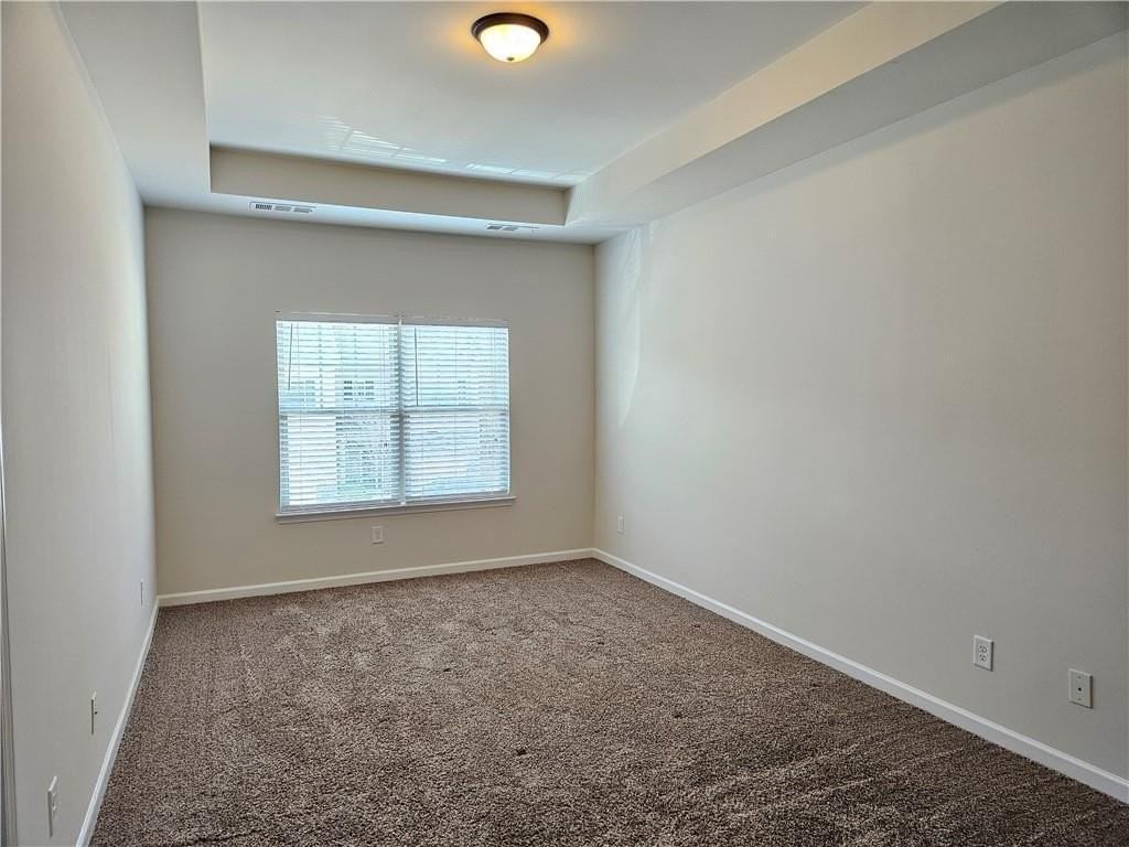 649 Oakside Pl - Photo 7 of 16