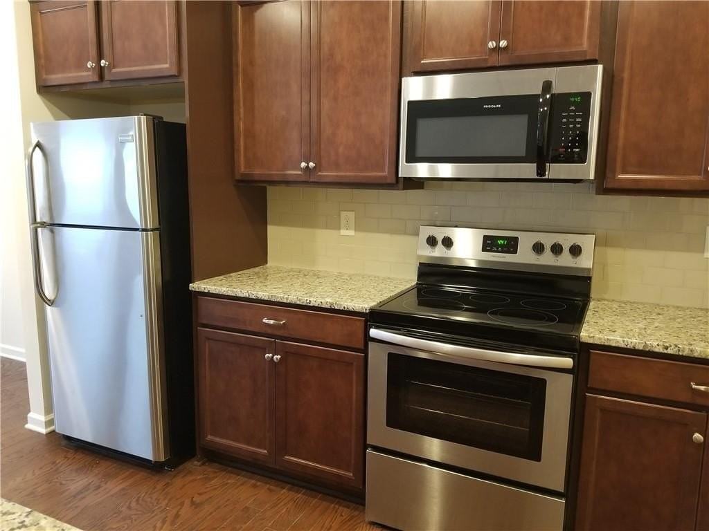 259 Green Bridge Ct - Photo 6 of 19