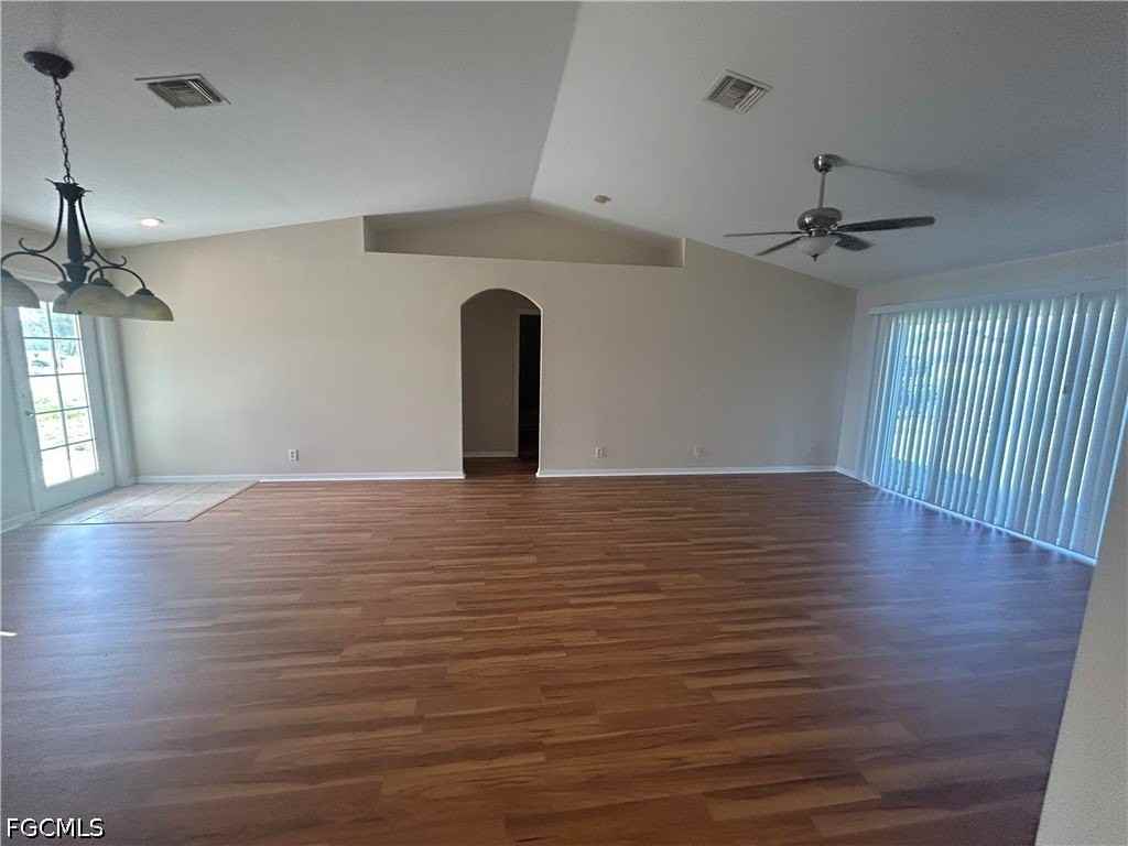 3514 Ne 12th Ct - Photo 5 of 10