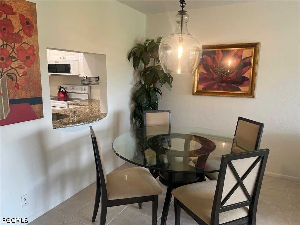 1724 Pine Valley Dr #114 - Photo 7 of 39